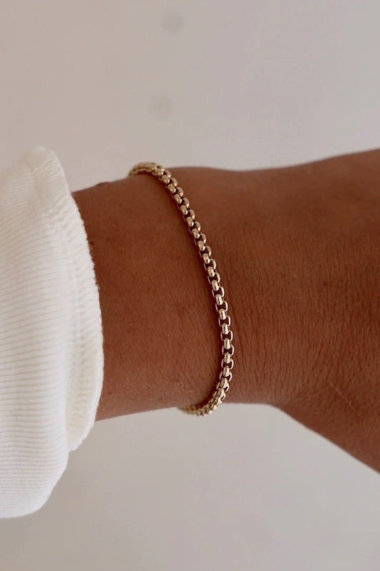 Holland Round Box Chain Bracelet